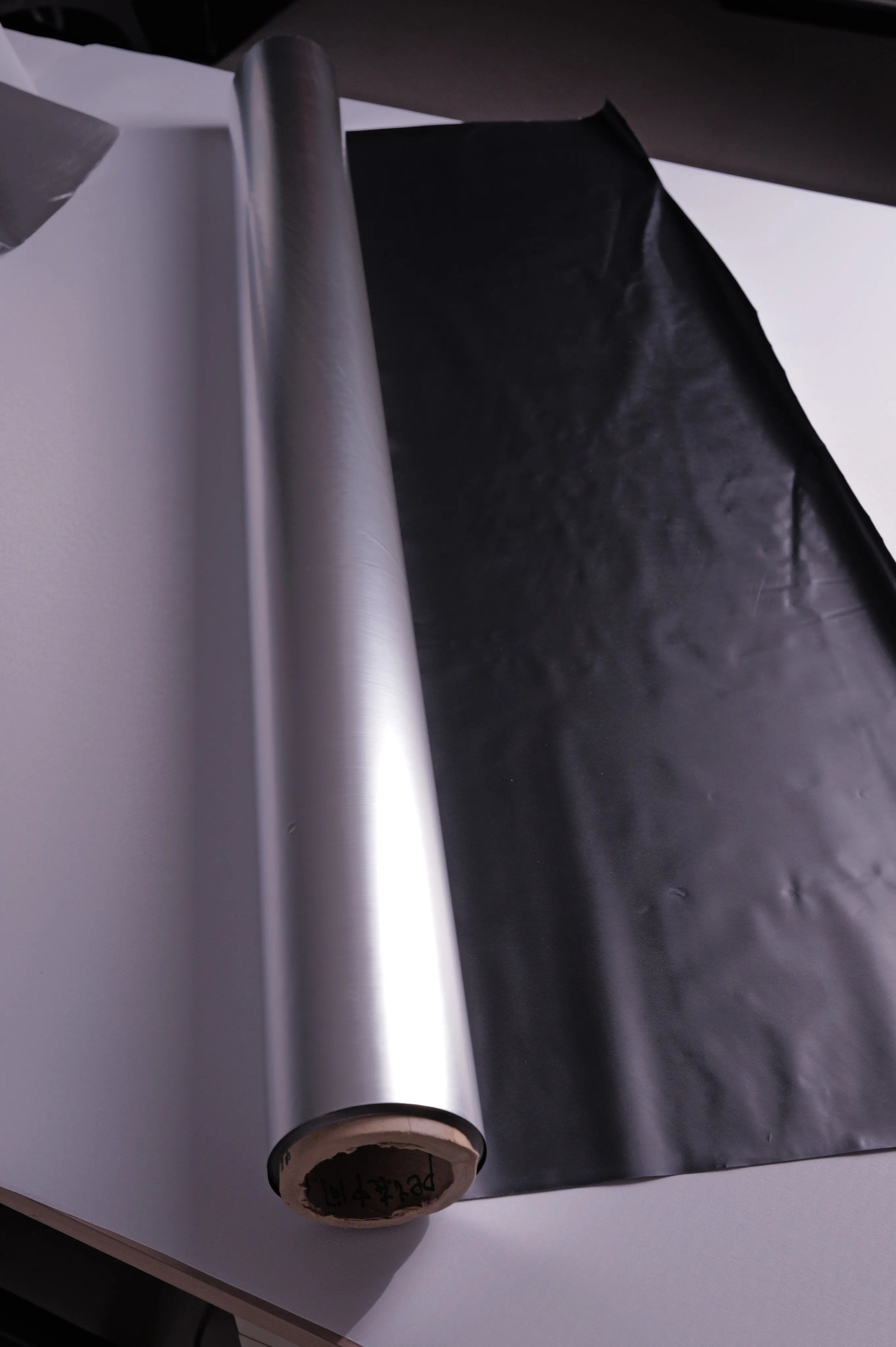 Satin Reflective Laminate, Silver / Black Back – face B