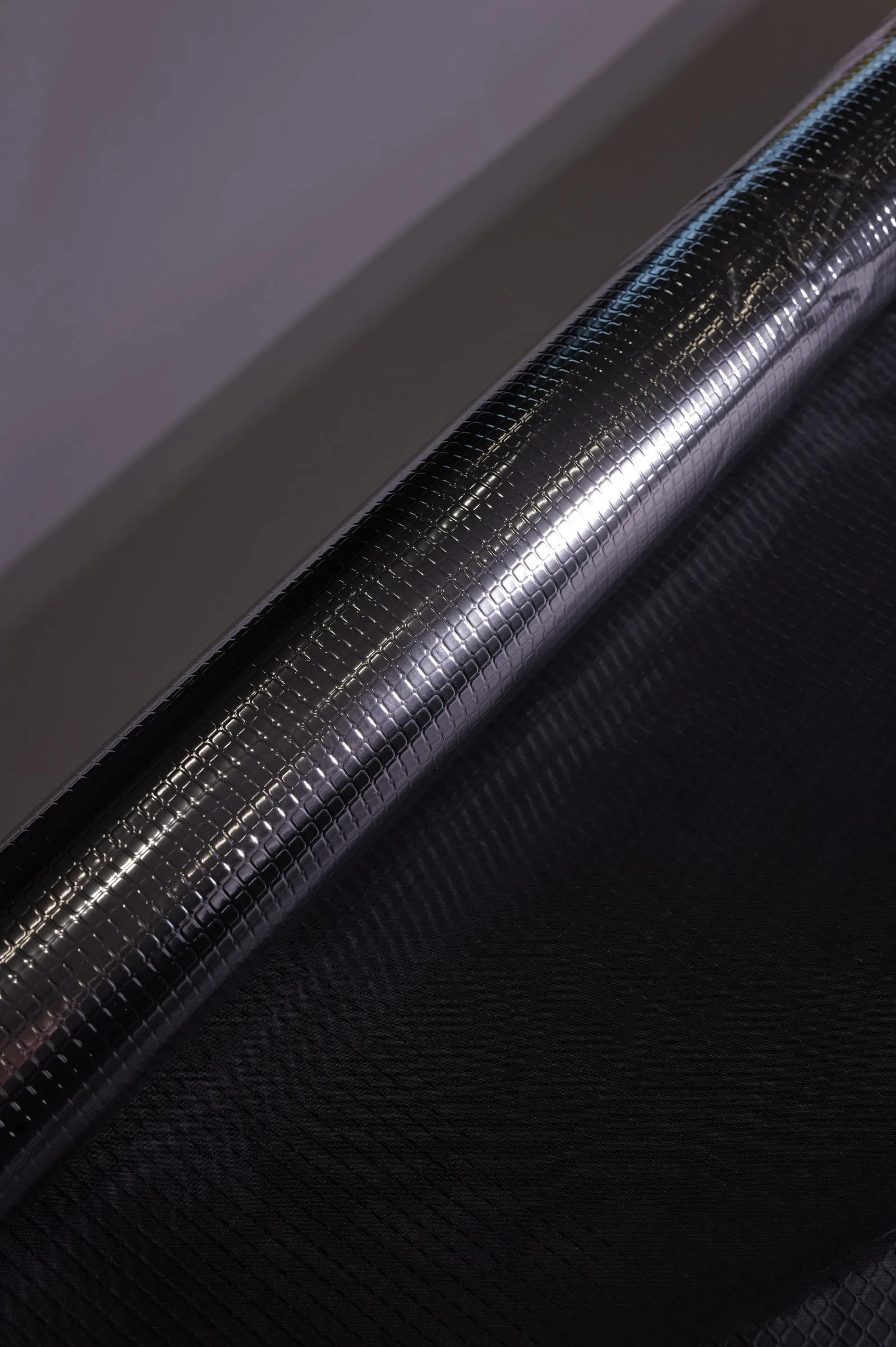 Brick Emboss Reflective Laminate, Gloss Black – roll form