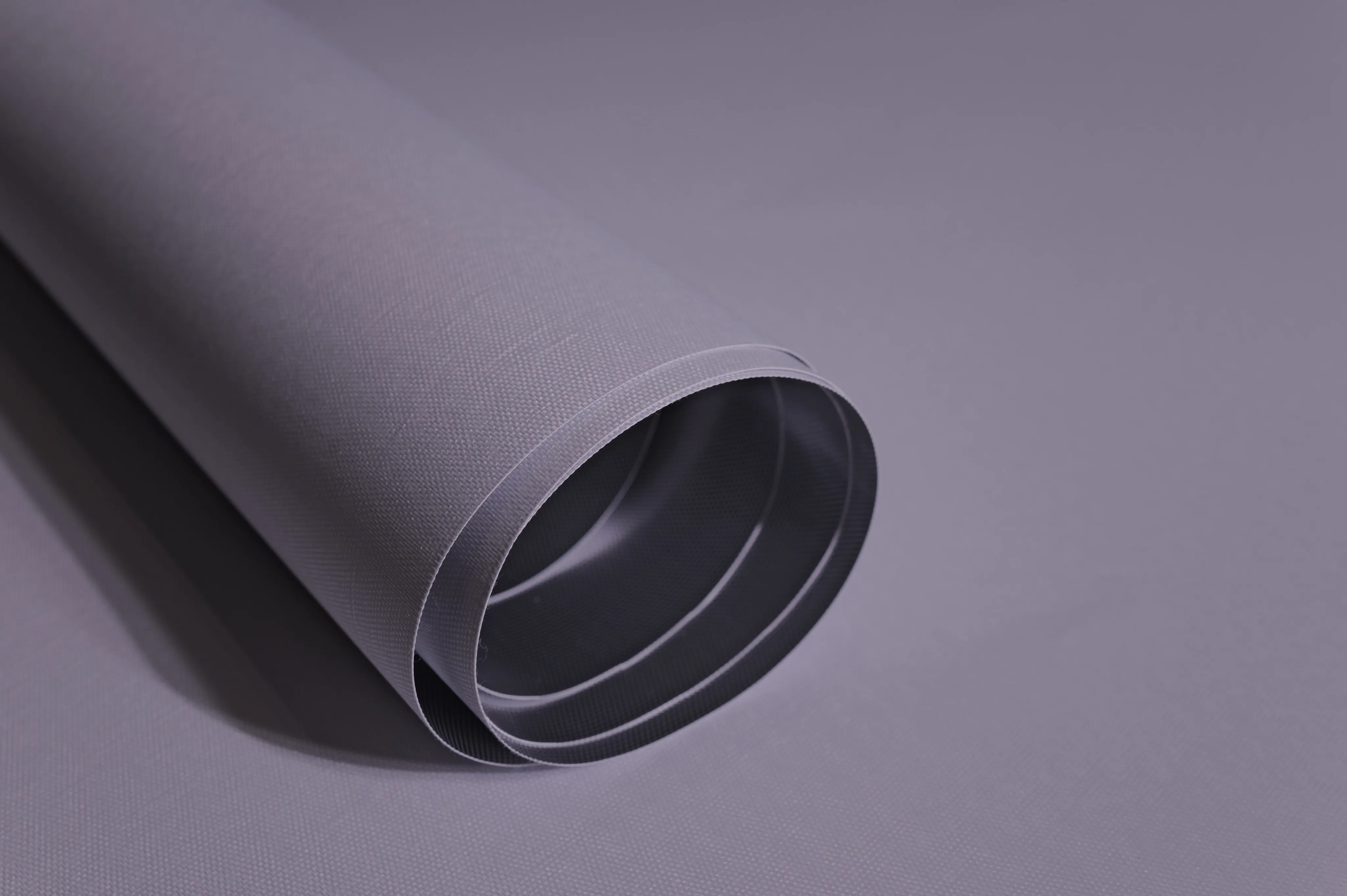 Fine Weave Reflective Laminate, Silver / Light Back – roll form