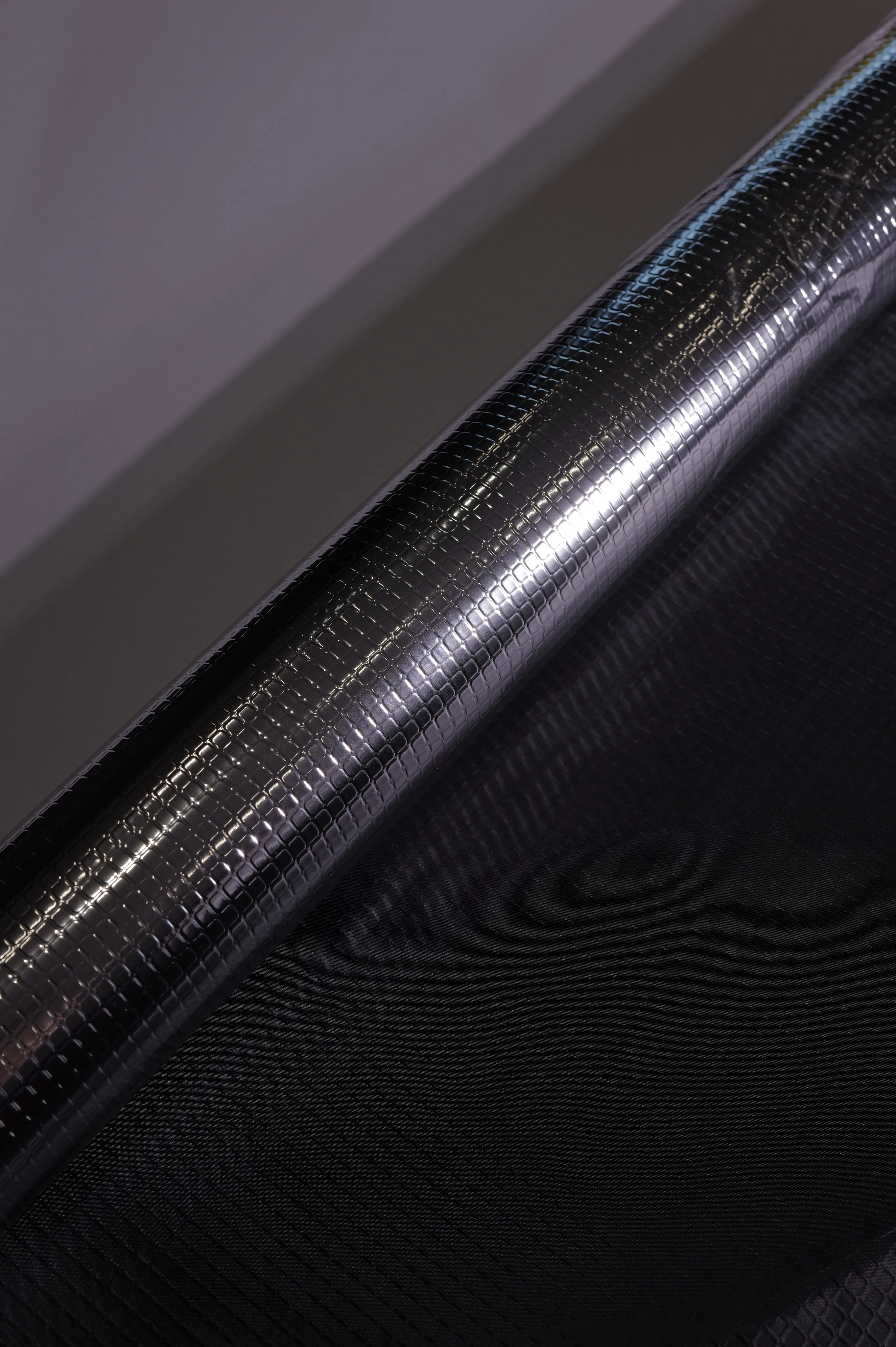 Brick Emboss Reflective Laminate, Gloss Black – roll form