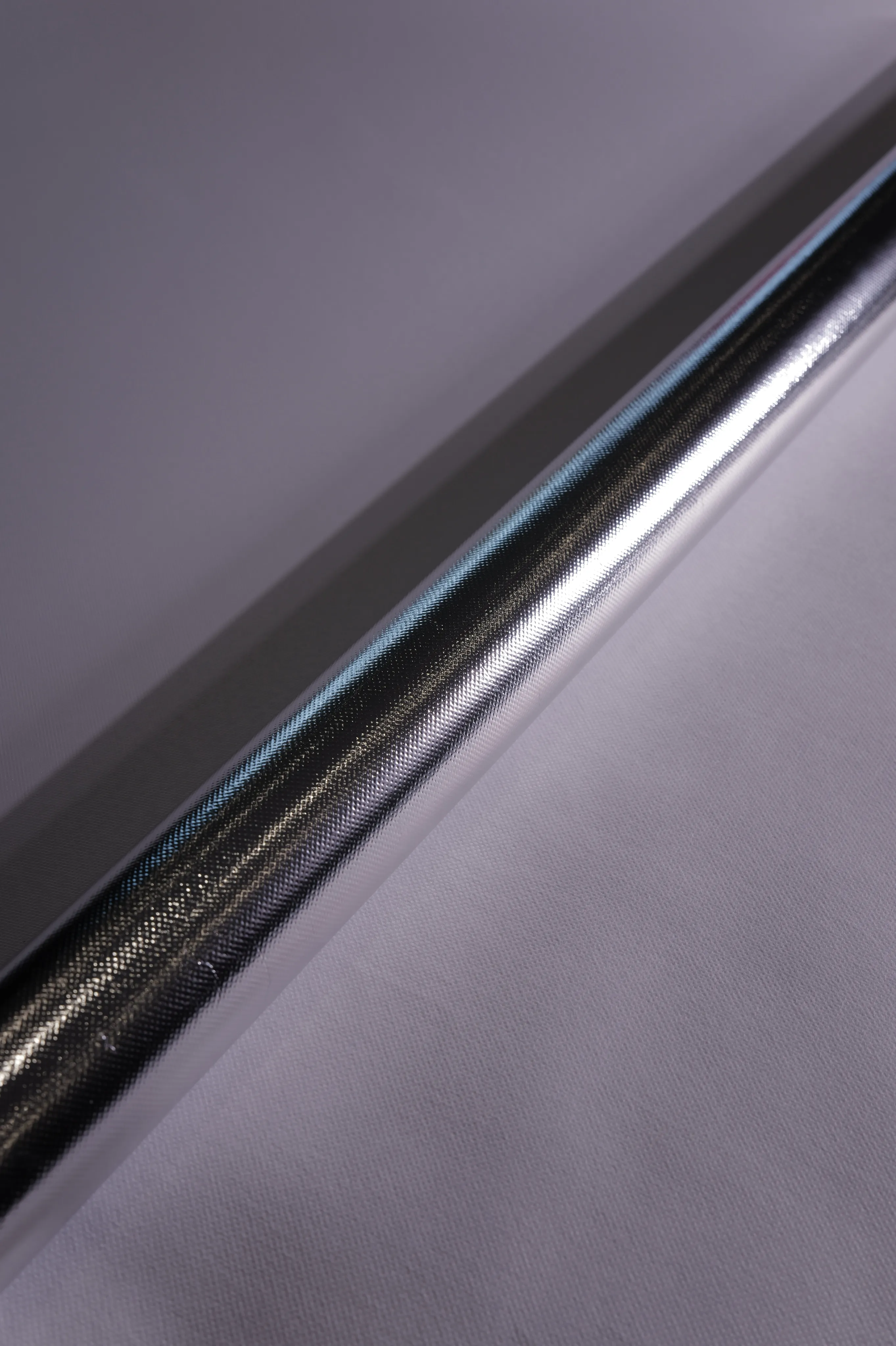 Fine Texture Reflective Laminate, White / Dark Back – roll form
