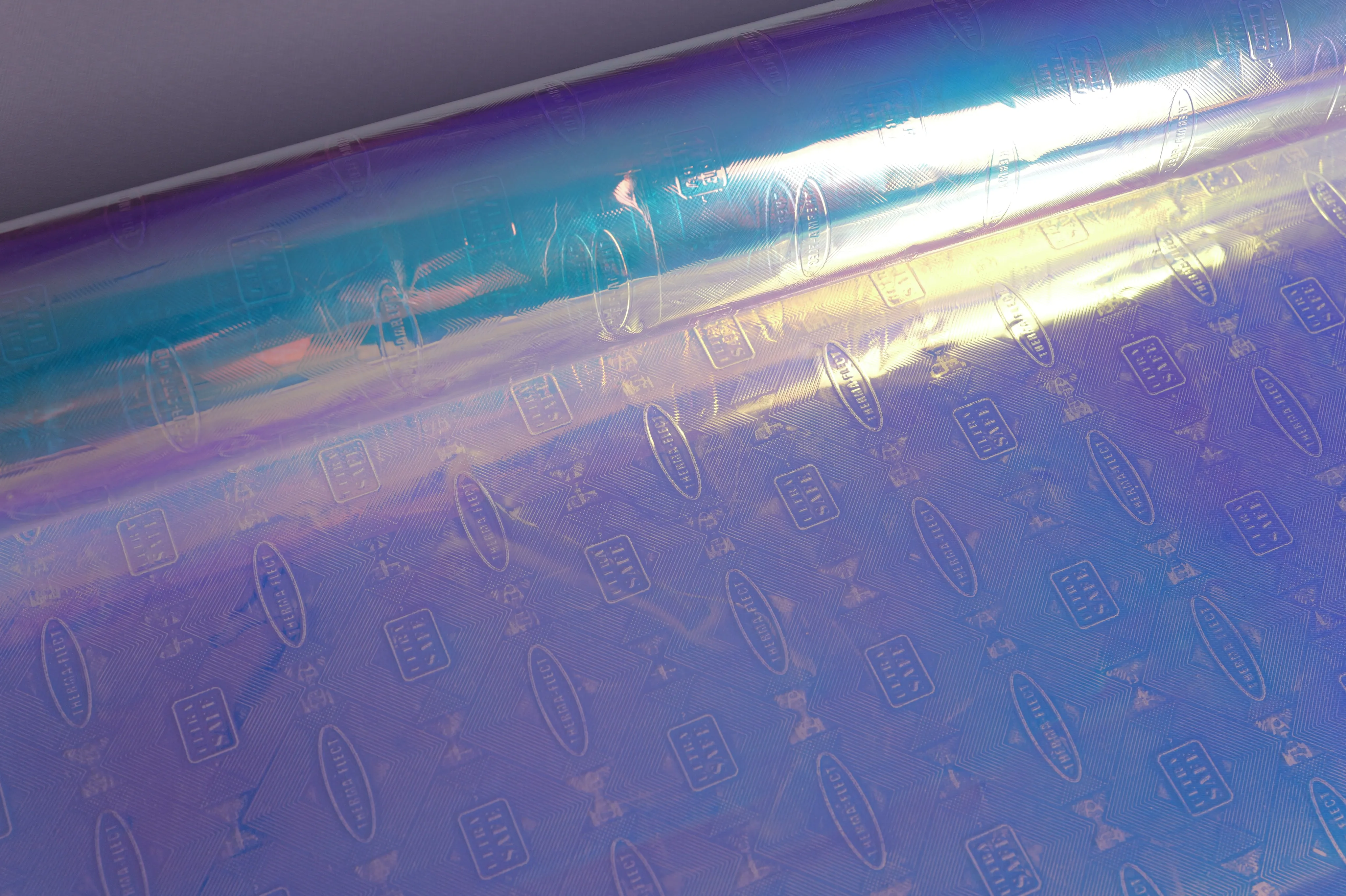 Holographic Reflective Film, Rainbow – texture close-up